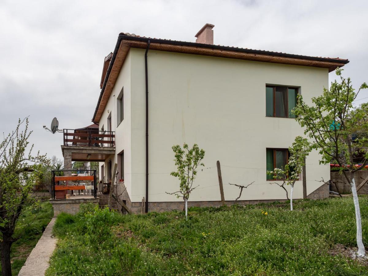 Mihaela Lake Retreat Yuvalar Exterior foto